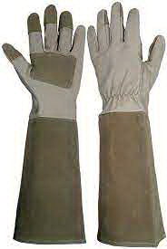 Leather gauntlets